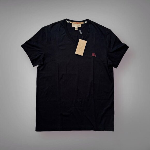 NWT Burberry Equestrian Knight Logo T-shirt